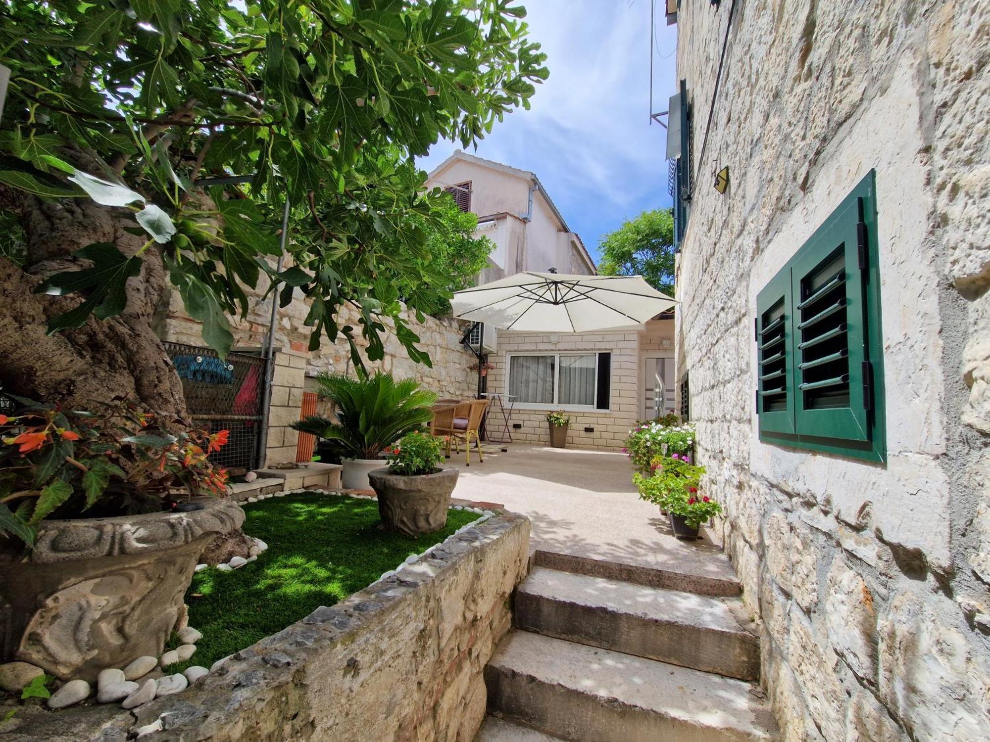 Apartment And Room Nona Stella Split Exterior foto